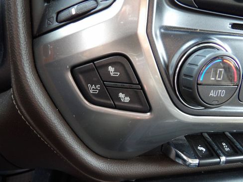 Used 2014 Chevrolet Silverado 1500 LTZ Z71 w/ LTZ Plus Package AWD/4WD image 19