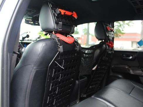 Used 2018 Toyota Tacoma TRD Pro AWD/4WD image 57