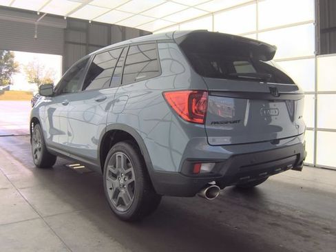 Used 2023 Honda Passport EX-L image 4
