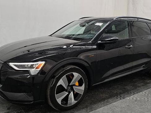 Used 2022 Audi e-tron Premium Plus w/ Premium Plus Package image 1