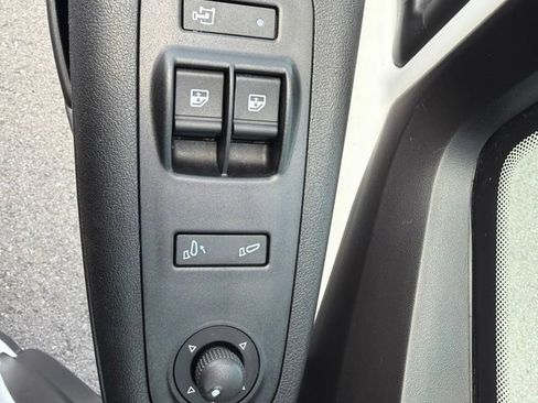 Used 2025 RAM ProMaster 2500 w/ Convenience Group FWD image 26
