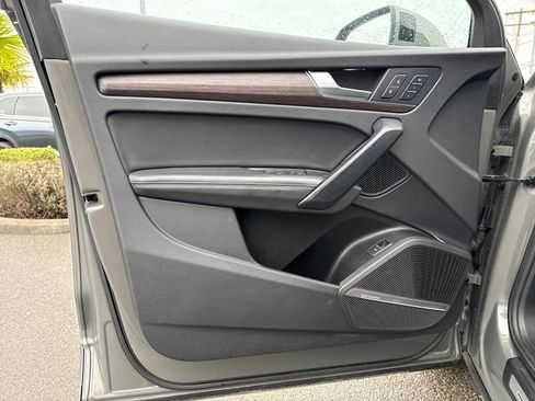Used 2024 Audi Q5 2.0T Premium Plus image 16