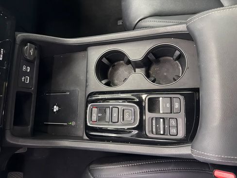 Certified 2024 Honda Pilot EX-L image 32