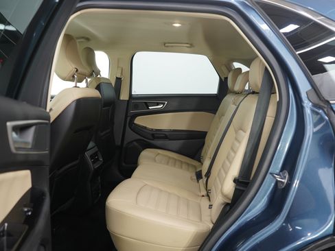 Used 2018 Ford Edge SEL w/ Equipment Group 201A image 18