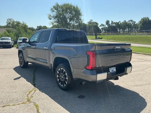 Used 2025 Toyota Tundra Limited AWD/4WD image 3