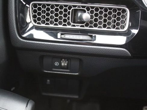 Used 2025 Honda Civic Sport image 23