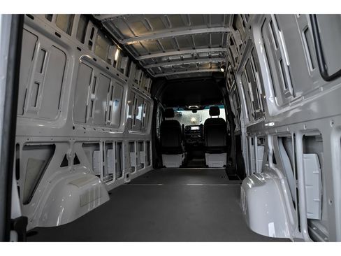 New 2026 Mercedes-Benz Sprinter 2500 image 5