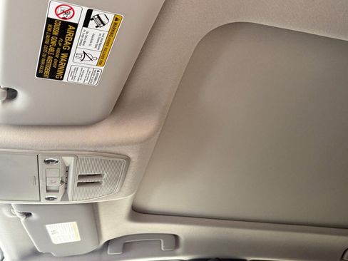 New 2026 Nissan Kicks SR image 19