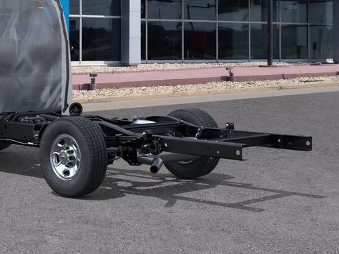 New 2025 Chevrolet Express 3500 w/ Power Convenience Package image 51