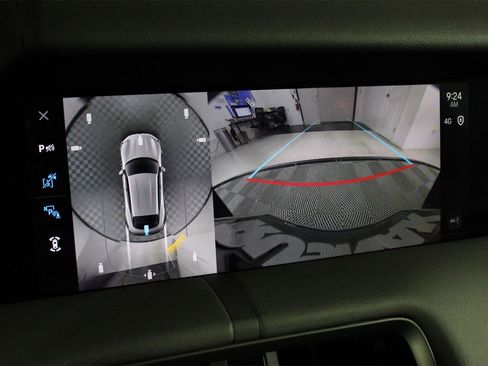 Used 2025 Porsche Taycan 4 Cross Turismo image 17