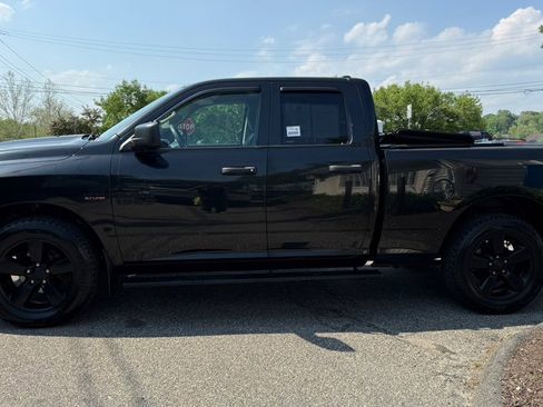 Used 2016 RAM 1500 Express w/ Black Ram 1500 Express Group AWD/4WD image 14