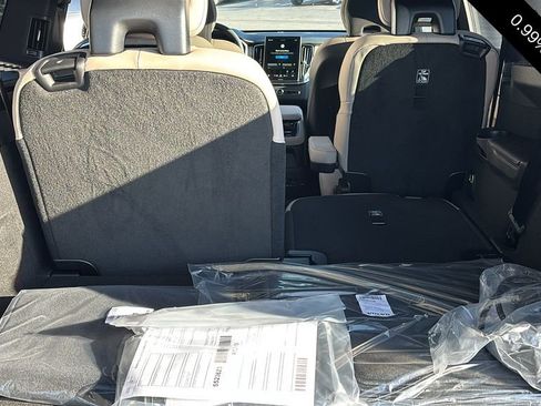 New 2026 Volvo XC90 T8 Plus AWD/4WD image 31