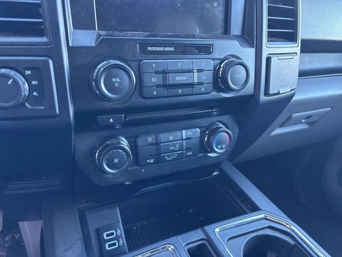 Used 2017 Ford F150 XL w/ Equipment Group 101A Mid image 8