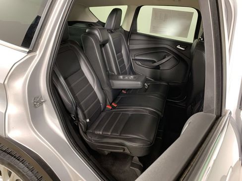 Used 2019 Ford Escape SEL AWD/4WD image 32