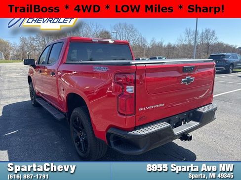 Used 2024 Chevrolet Silverado 1500 LT Trail Boss w/ Protection Package image 5