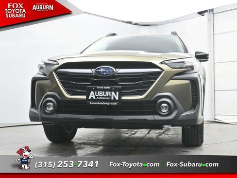 Used 2023 Subaru Outback Premium image 21