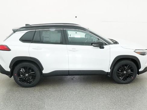 New 2026 Toyota Corolla Cross XSE image 11