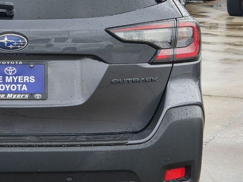 Used 2025 Subaru Outback Onyx Edition AWD/4WD image 9