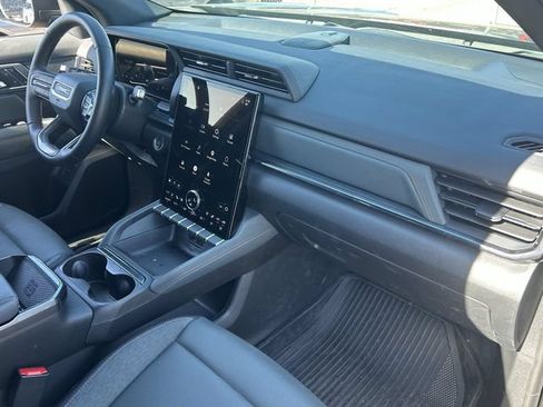 Used 2026 GMC Terrain AT4 w/ Convenience Package III AWD/4WD image 14
