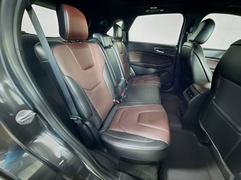 Used 2020 Ford Edge Titanium w/ Equipment Group 301A image 29