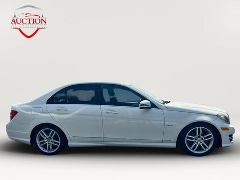 Used 2012 Mercedes-Benz C 250 Sedan image 4