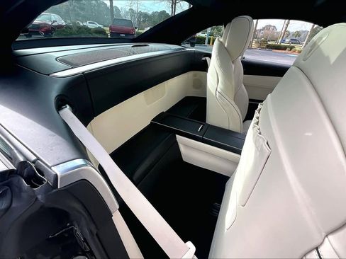 Used 2020 Mercedes-Benz SL 550 image 19