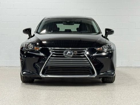 Used 2018 Lexus IS 300 F Sport image 2