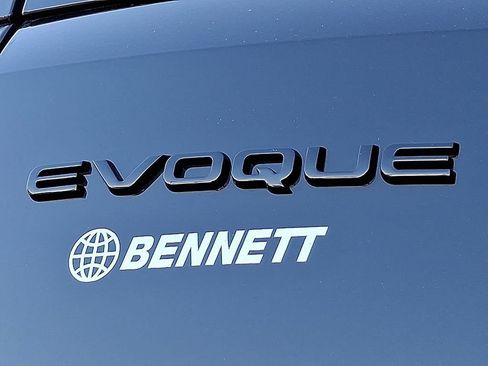 Used 2026 Land Rover Range Rover Evoque S AWD/4WD image 18