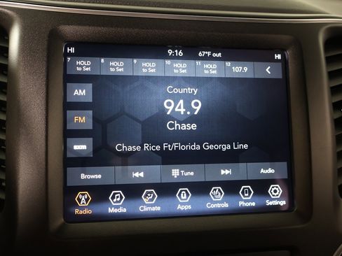 Used 2019 Jeep Cherokee Trailhawk w/ Cold Weather Group image 42