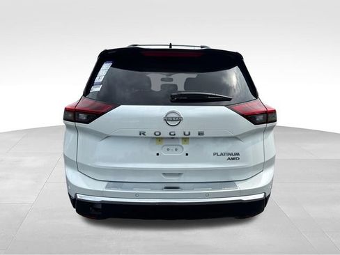 New 2026 Nissan Rogue Platinum w/ Platinum Premium Package AWD/4WD image 4