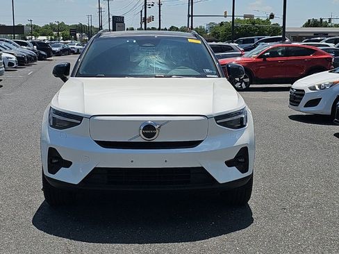 Used 2023 Volvo XC40 Recharge Ultimate w/ Protection Package Premier AWD/4WD image 17
