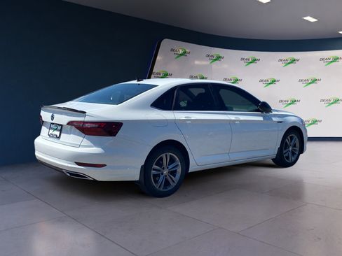 Used 2020 Volkswagen Jetta R-Line w/ R-Line Cold Weather Package image 3