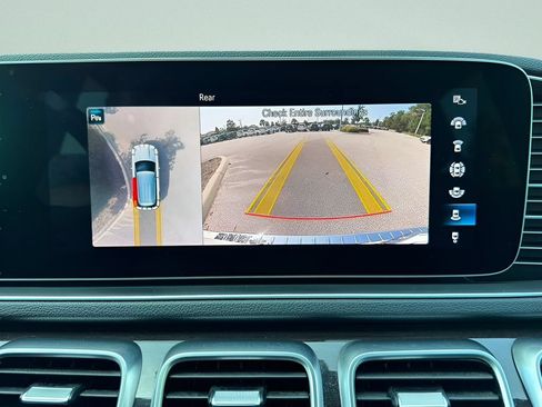 Used 2020 Mercedes-Benz GLE 350 image 16