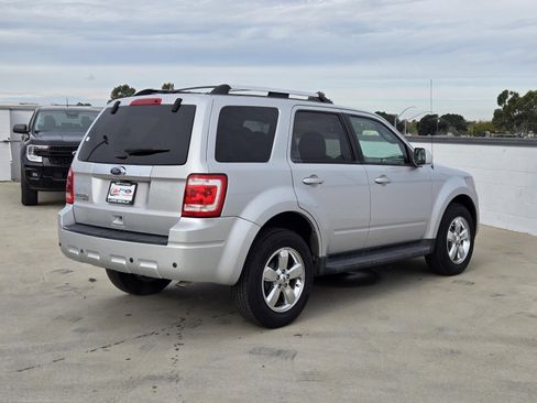 Used 2011 Ford Escape Limited w/ 302A Rapid Spec Order Code image 4