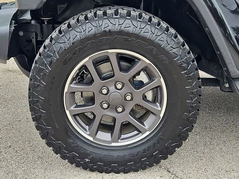 Used 2021 Jeep Wrangler Sport AWD/4WD image 14