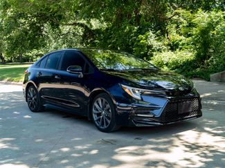 Used 2023 Toyota Corolla SE w/ SE Premium Package FWD video 2