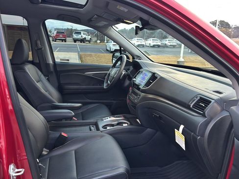 Used 2023 Honda Ridgeline RTL-E image 10