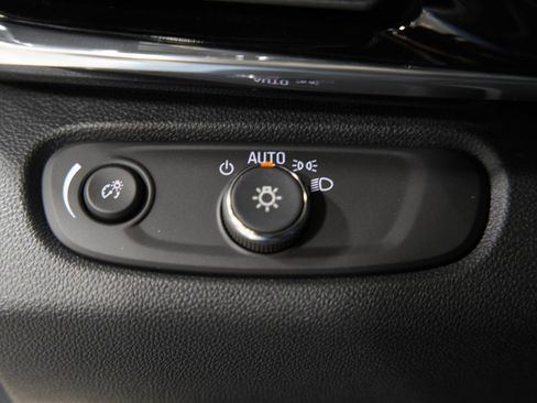 New 2026 Buick Envista Sport Touring image 24