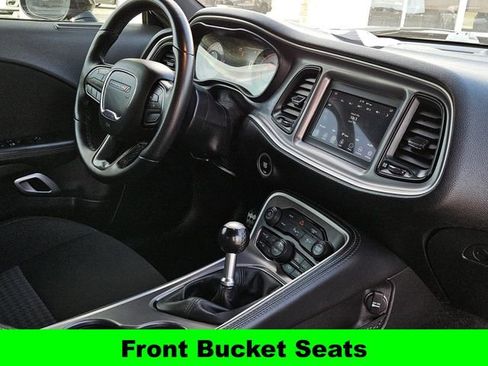 Used 2022 Dodge Challenger R/T w/ Shaker Package image 33