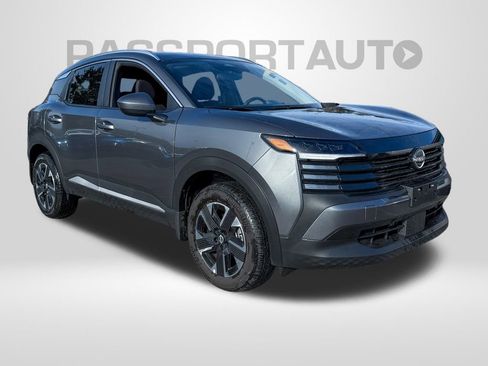 Certified 2025 Nissan Kicks SV w/ SV Premium Package image 3