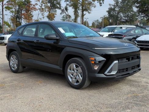 New 2026 Hyundai Kona SE image 3