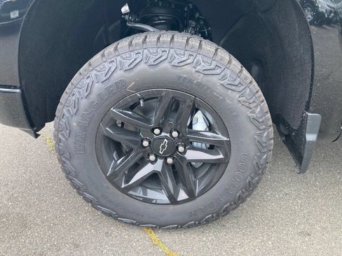 New 2026 Chevrolet Silverado 1500 Custom Trail Boss AWD/4WD image 27