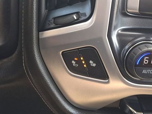 Used 2019 GMC Sierra 1500 SLE w/ SLE Value Package AWD/4WD image 22
