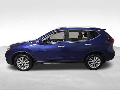 Used 2018 Nissan Rogue SV w/ Sun & Sound Touring Package AWD/4WD image 11