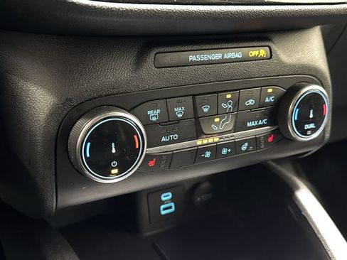 Used 2023 Ford Escape ST-Line AWD/4WD image 19