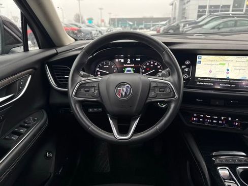 Used 2022 Buick Envision Avenir w/ Technology Package II image 27