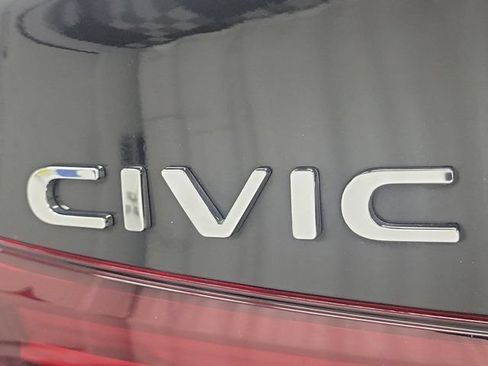 Certified 2025 Honda Civic Sport image 9