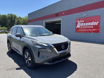 Used 2023 Nissan Rogue SL