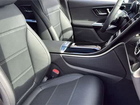 Certified 2026 Mercedes-Benz GLC 300 4MATIC image 36