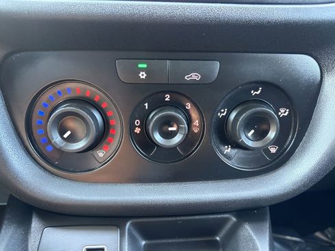 Used 2022 RAM ProMaster City Wagon image 17